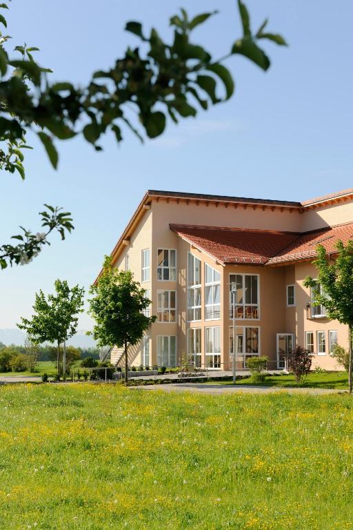 Hotel Inspiration Garni Tittmoning Buitenkant foto
