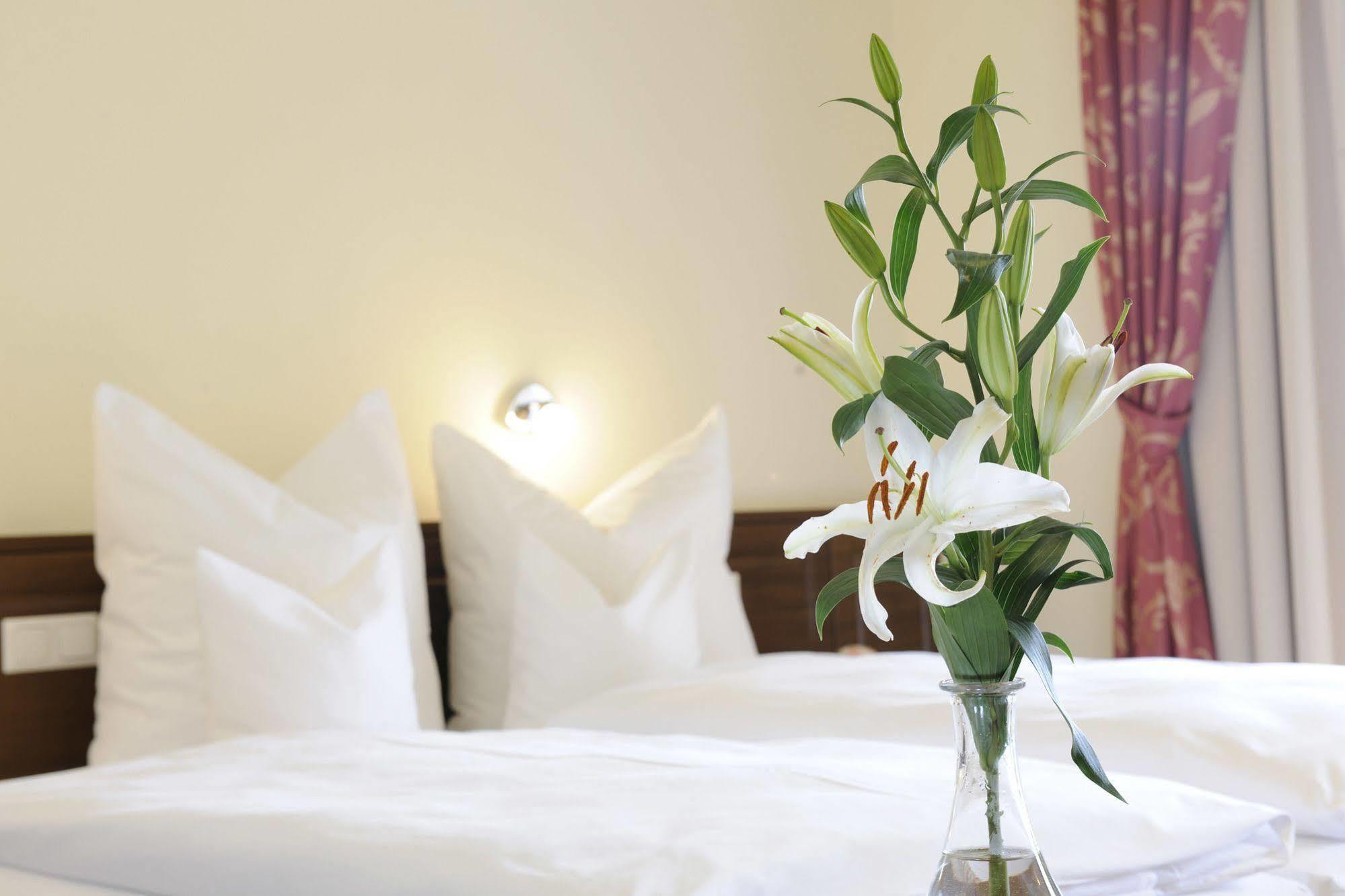 Hotel Inspiration Garni Tittmoning Buitenkant foto