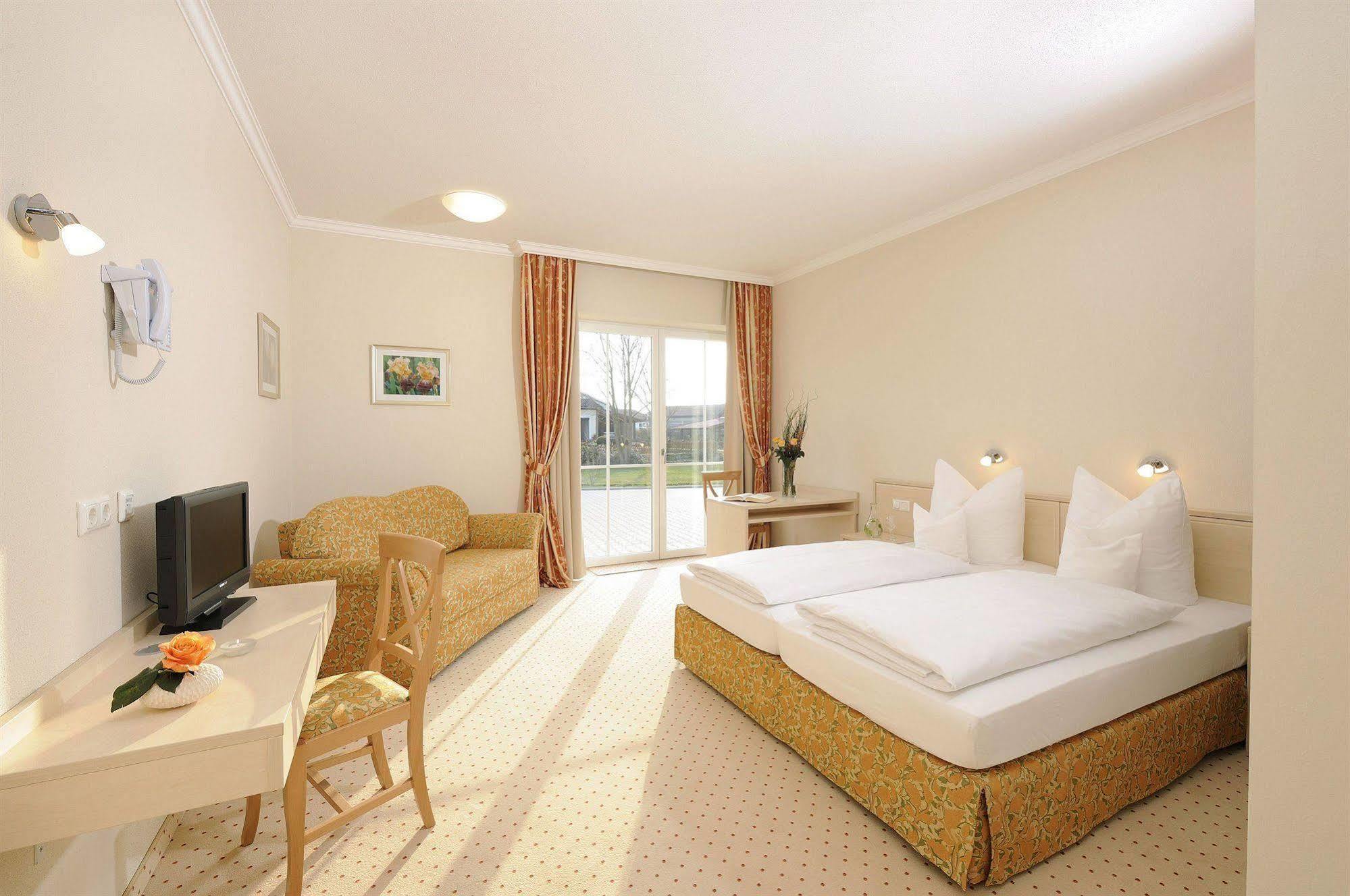 Hotel Inspiration Garni Tittmoning Buitenkant foto