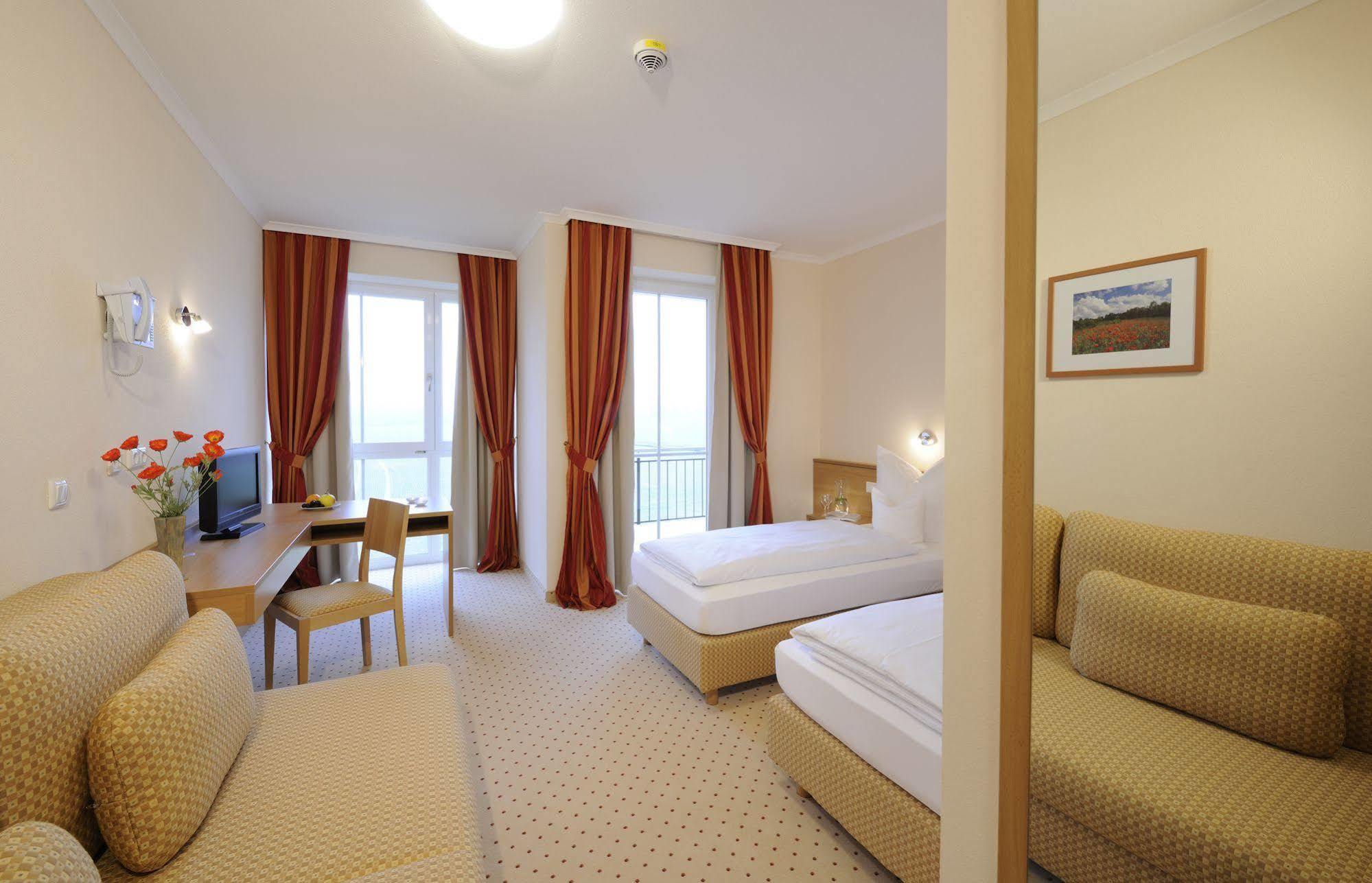 Hotel Inspiration Garni Tittmoning Buitenkant foto